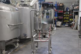 מיכל ואקום 100 ליטר דאבל ג'אקט כולל בוחש ומערכת בקרה חד פאזית, נירוסטה L316