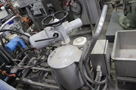 משאבת בוכנה כולל פלו-מטר דאבל ג'קט