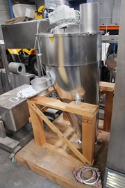 ציקלון לאבקות כולל בוחש וברז סכין