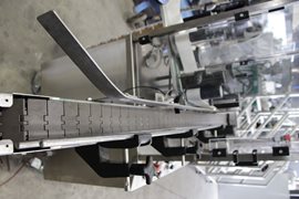 מכונת תוויות ראש אחד, גובה תווית 15 ס"מ. תוצרת איטליה