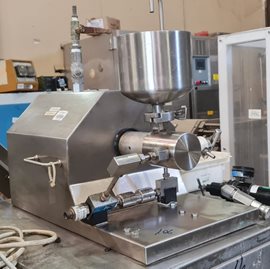 הומוגנייזר מעבדתי רציף, תוצרת NIRO