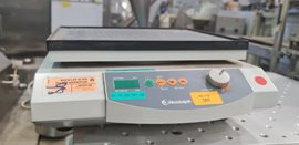 מגוון שייקרים מעבדתיים