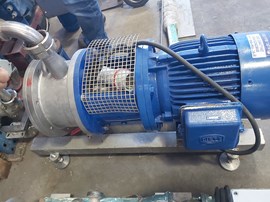 הומוגנייזר רציף 10 כ"ס, דאבל ג'קט, כניסה 3 צול יציאה 2 צול